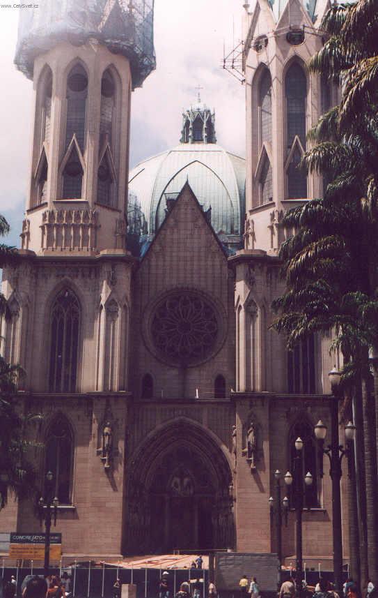 Foto: Braz�lie-kostel de S�