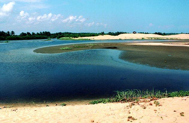 Foto: Pob�e�� slonoviny-Abidjan