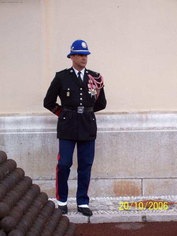 Foto: Monako-St��d�n� str�e u kn�ec�ho pal�ce.