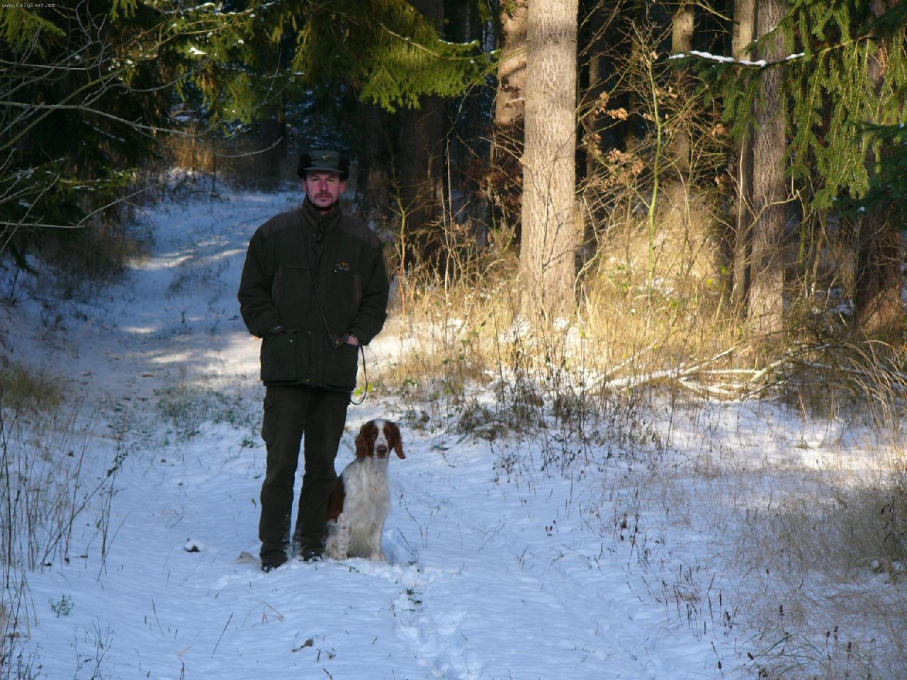 Foto: Proch�zka v rev�ru