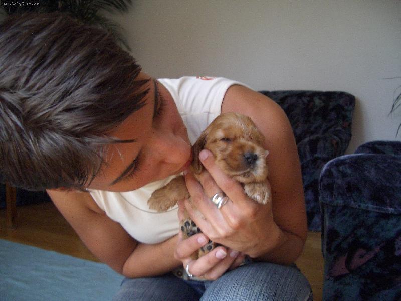 Foto: Fathi-tady se mi dob�e us�n�...v bezpe��...