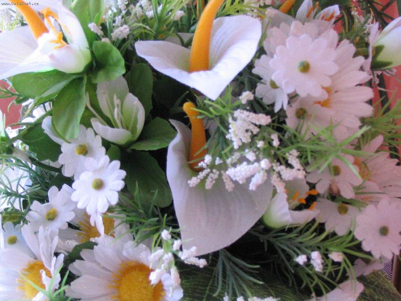 Foto: n� velk� den-svatebn� kytka nav�dy