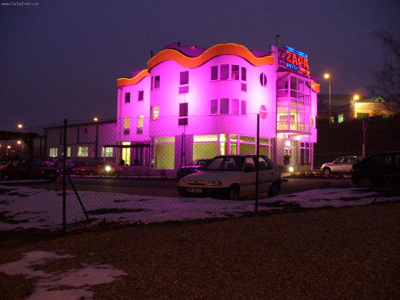 Foto: Beton�rka v r��ov�m-Byla jsem nucena p�eru�it svou j�zdu autem a fotit...