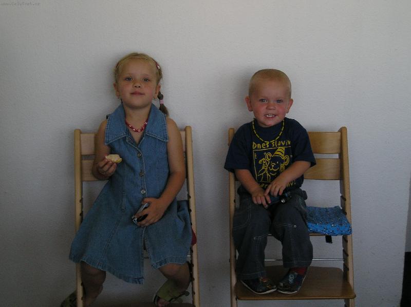 Foto: Dv� kuka�ky-takhle jsou nejhodn�j��,ale jinak je to demoli�n� �eta