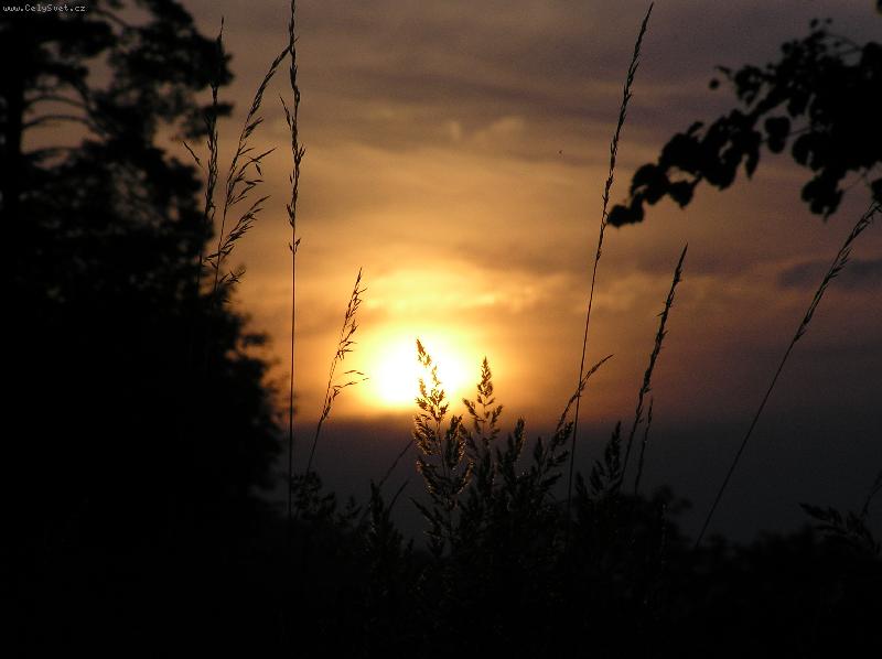 Foto: z�pad slunce