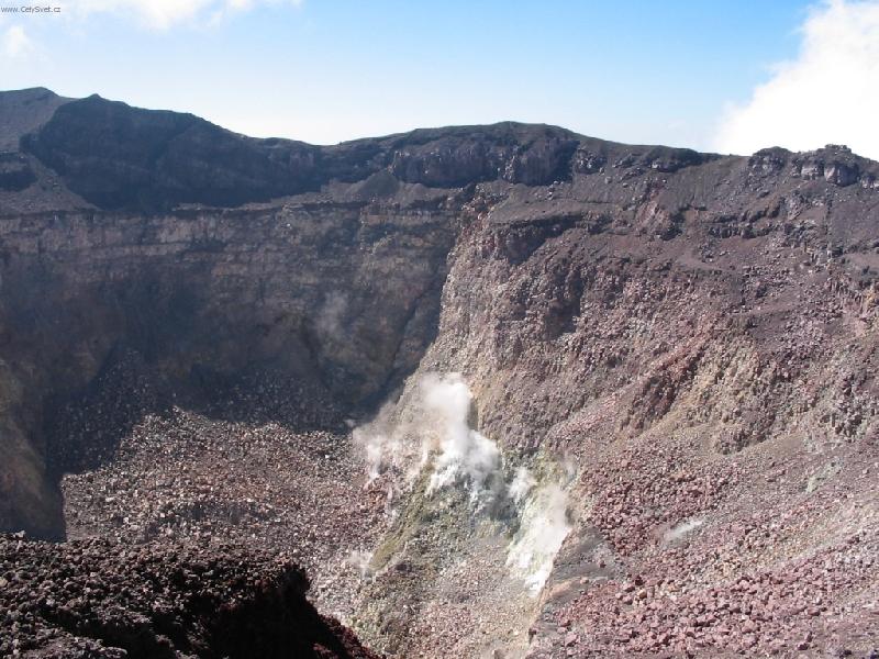 Foto: San Miguel-Sopka San Miguel v Salvadoru pohled do krateru