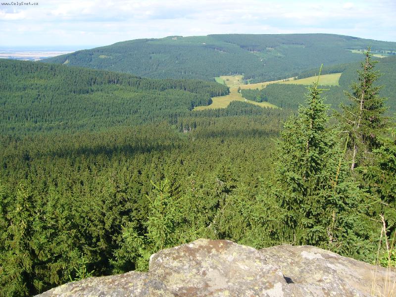 Foto: Rozhled do kraje-vzpom�nka na v��lap na Kober�t�jn