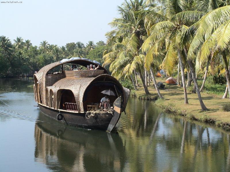 Foto: Nen� plavba jako plavba