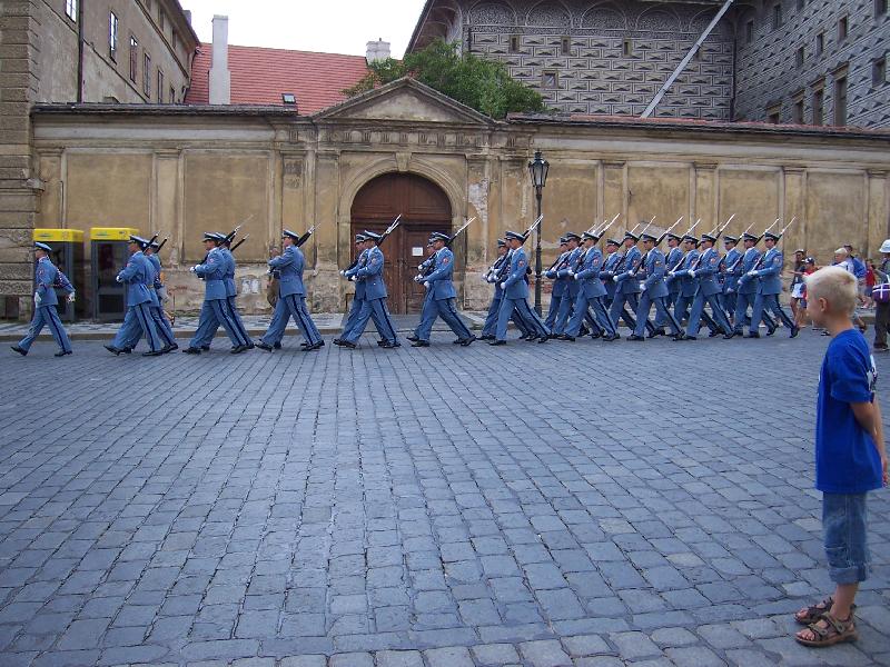 Foto: M�m se k nim p�idat ?-V�let na Pra�sk� hrad