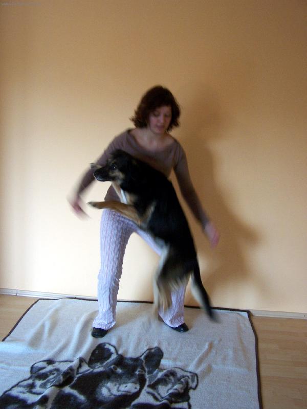 Foto: Nely-v�skok pani�e p��mo do n�ru�