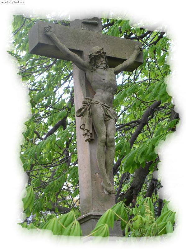 Foto: bo�� muka-ze star� sudetsk� vesnice zbyla jen tato bo�� muka...