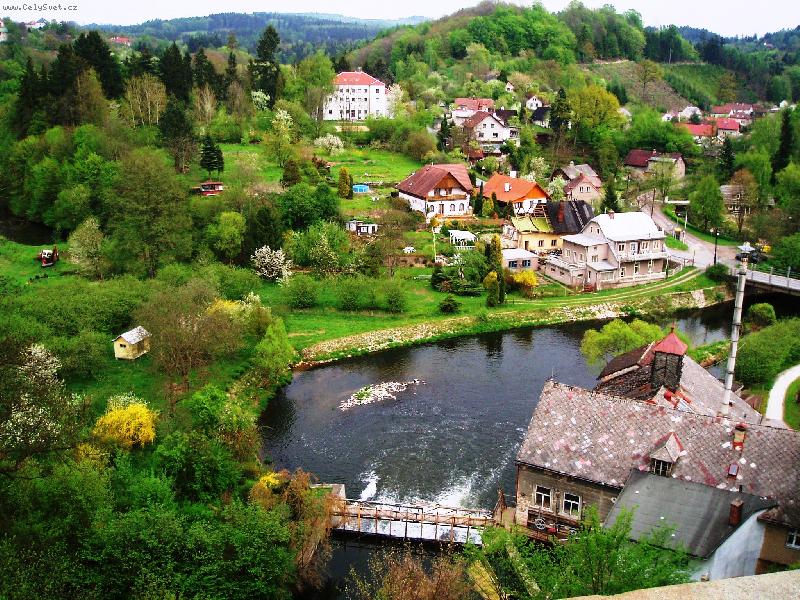 Foto: Jako z poh�dky-Nov� m�sto nad Metuj�