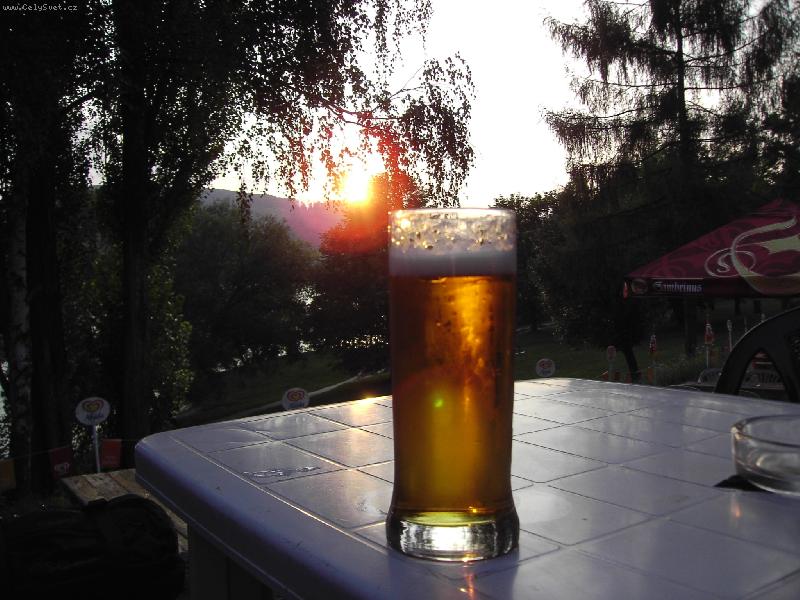 Foto: ve�er na piv�