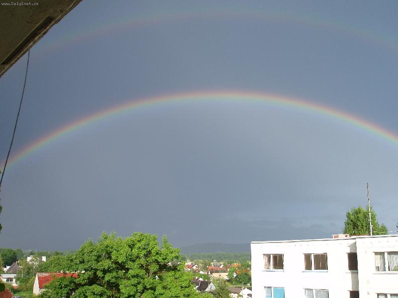 Foto: DUO duha-n�dhern� den