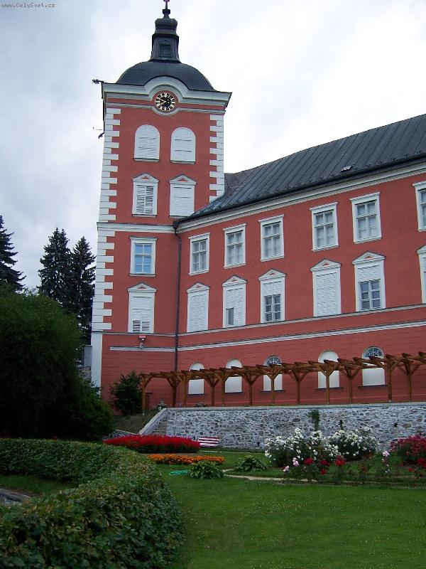 Foto: Pohled na kamenick� z�mek