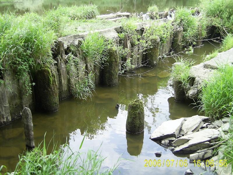 Foto: Star� dolansk� jez-sv�dek star�ch �as�