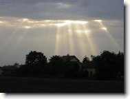 Slunce d�l� divy...