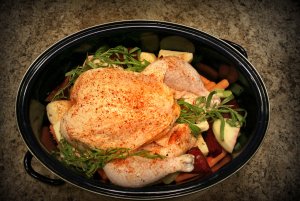 Recept online: Marinovan� kr�t� kousky se zeleninou: kousky kr�t�ho masa marinovan� v b�l�m v�n� a sma�en� se zeleninou